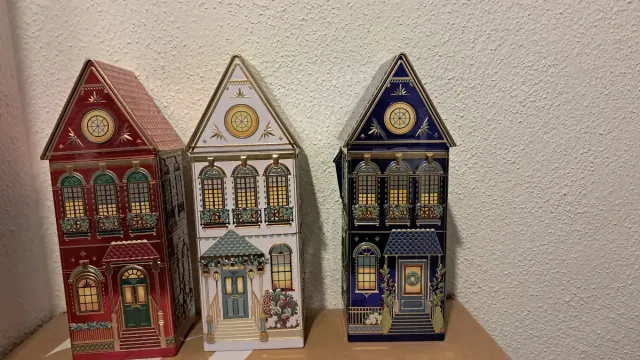 Casita holandesa Caja de metal decorativa