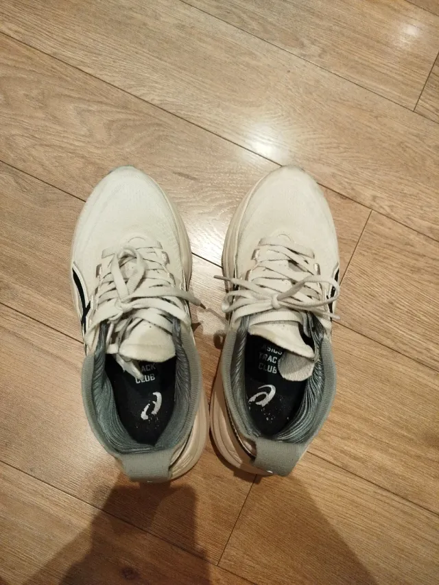 Zapatillas Asics PureGEL casi nuevas talla 37