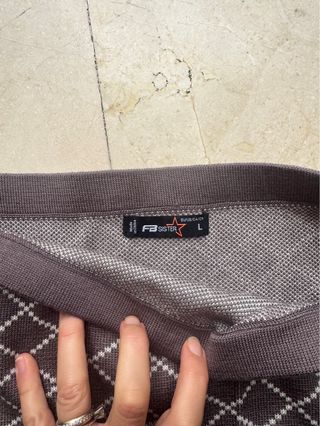 Graziosa gonna in maglia per neonati con design invernale