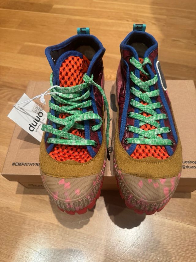 Zapatillas Duuo Verdes y Rojas