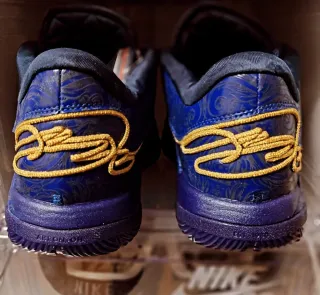 Zapatillas Baloncesto Nike LeBron Azul/Dorado