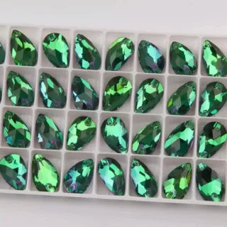 Peridot. Piedras de cristal para decoración