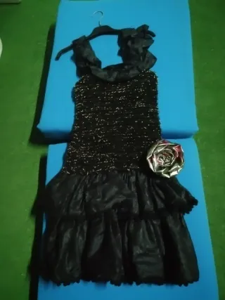 Vestido fiesta negro y plateado