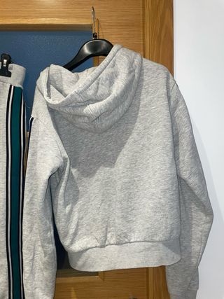 Conjunto Chándal Guess Gris y Verde