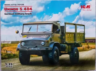 Maqueta Unimog S 404 camión militar ICM #35135