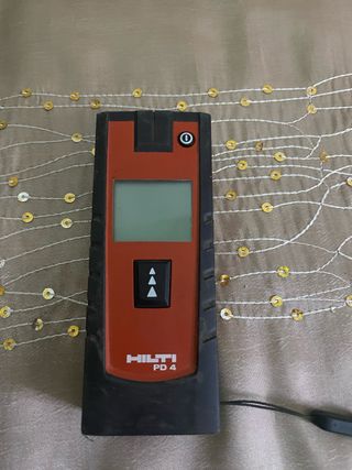 Medidor Láser Hilti PD4 para reparar