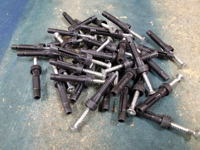 Tornillos para canal UNEX