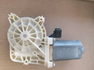 Motor elevalunas trasero derecho Saab 93