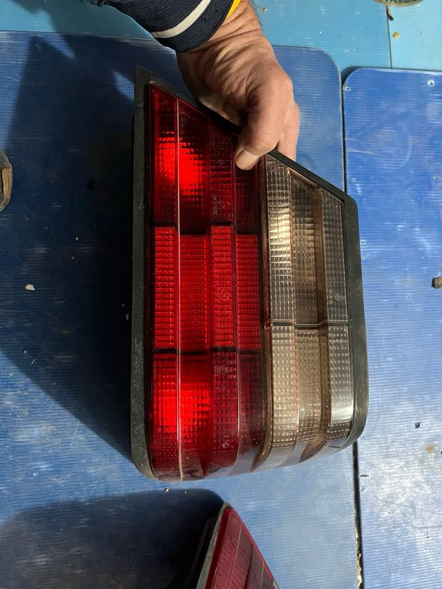 Pilotos Mercedes W124