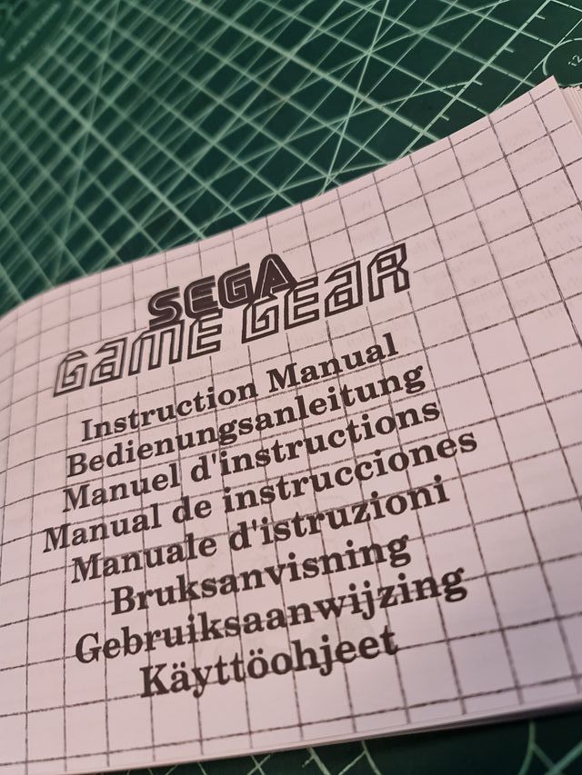 Manuale di sostituzione per console Game Gear PAL multilingue