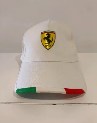 Gorra Ferrari Blanca