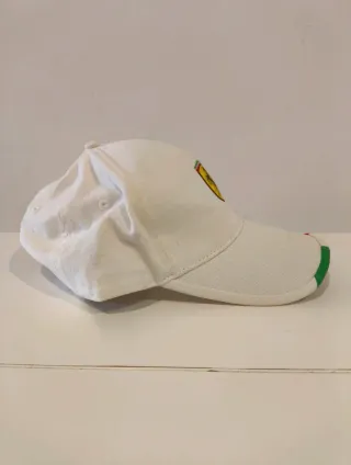 Gorra Ferrari Blanca