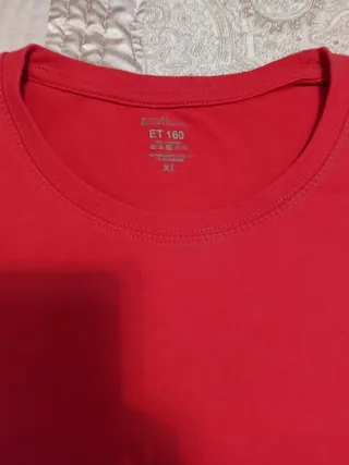 Camiseta básica manga corta roja