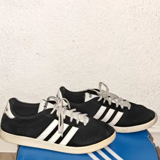 Zapatillas Adidas Talla 42 Negras Blancas son ori