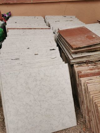 Lote de 3 baldosas cerámicas usadas