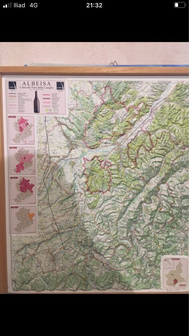 Carta geografica in rilievo