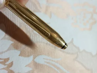 Penna Cross sfera dorata