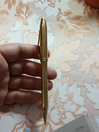 Penna Cross sfera dorata