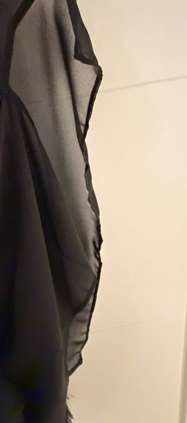Vestido Zara Preto com Babados Tamanho M