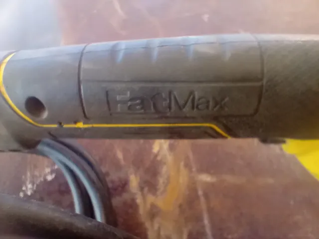 Amoladora Stanley Fatmax 230mm