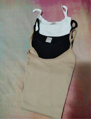 ¡REBAJA! Camisetas básicas de tirantes