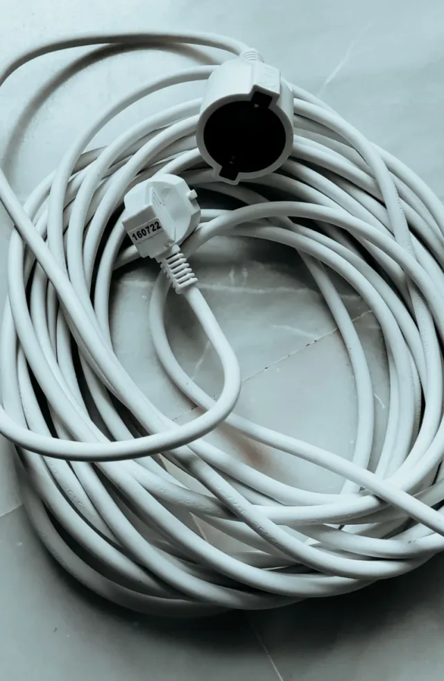 Cable alargador de 10 m de Leroy Merlín