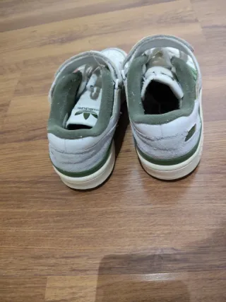 Deportivas Adidas Blancas y Verdes