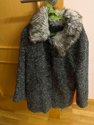 Abrigo niña cuello pelo