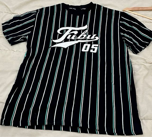 Camiseta FUBU Talla L Rayas
