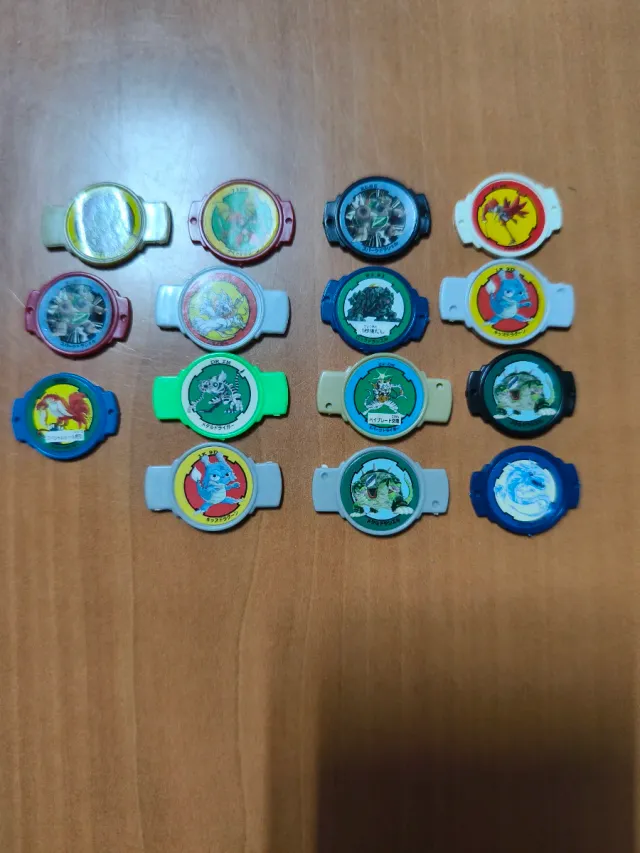 Chips Beyblades Antiguos Colección