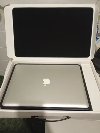 Portátil Apple Plata