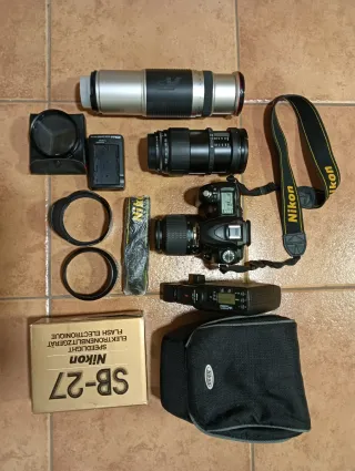 Kit Fotografía Nikon: Cámara, Lentes y Flash