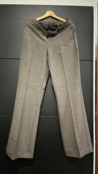 Pantalón de traje gris