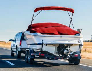 Transporte de embarcaciones con Remolque