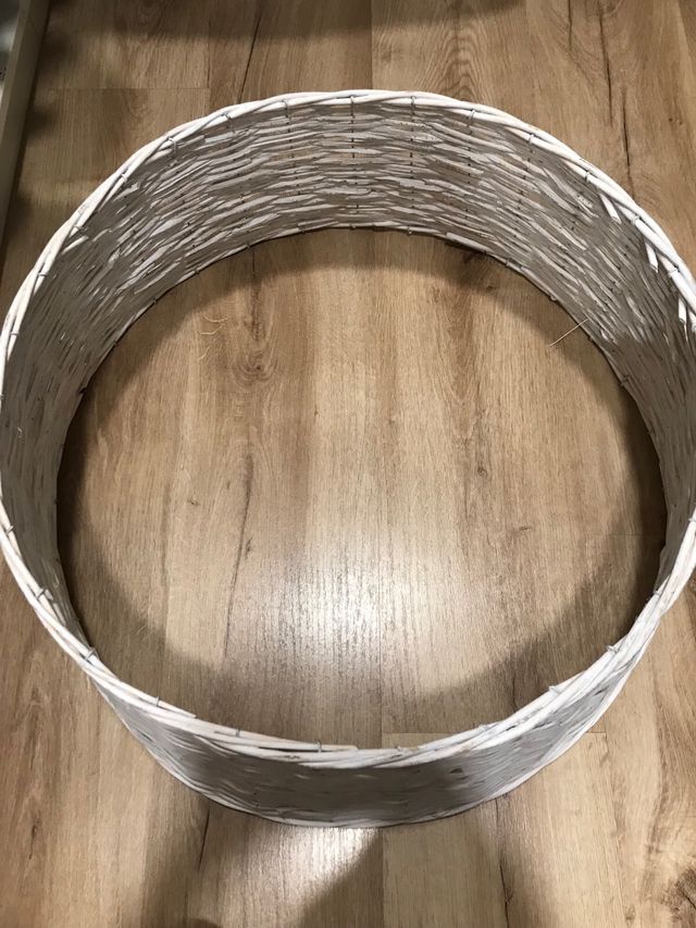 Cesto para árbol de Navidad de mimbre