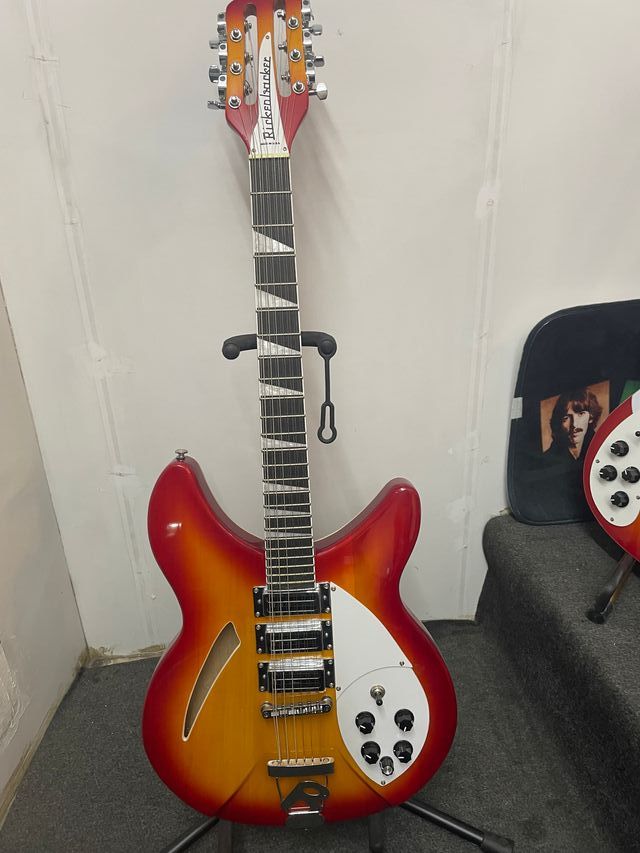 Rickenbacker 360-12. 1965.  REPLICA