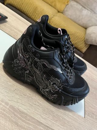 Scarpe nere con piattaforma