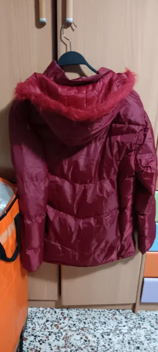 Chaquetas  Verde Oliva y granate 8 unidad