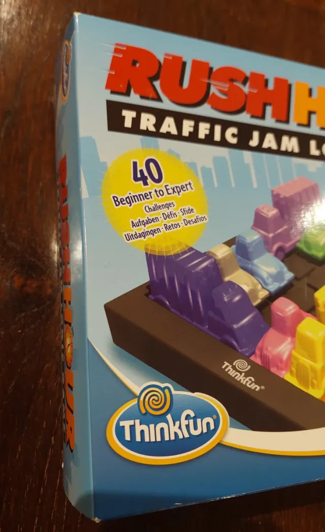 Juego de logica Rush Hour marca "Thinkfun" +8 años