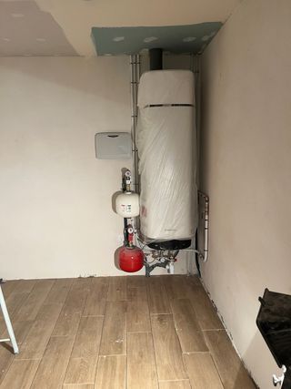 Fontanero profesional instalaciones y aerotermia