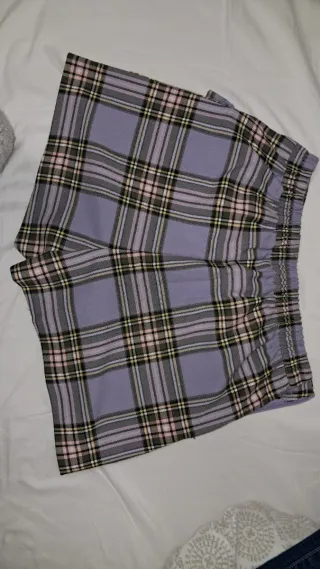 Falda pantalón cuadros Bershka morada