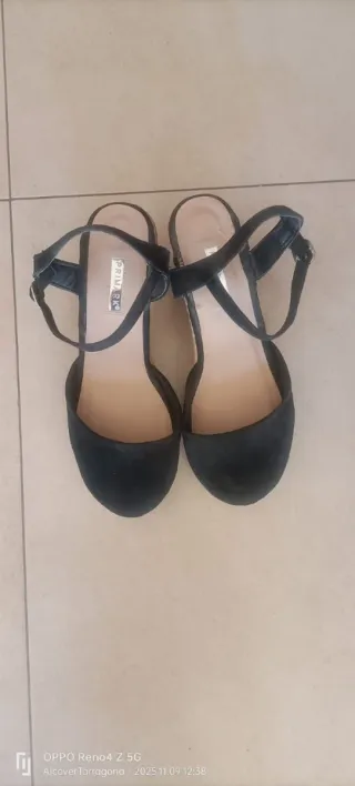 Sandalias negras Primark