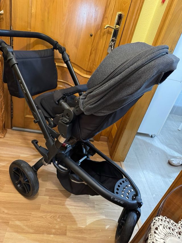 Silla de paseo Jané con accesorios