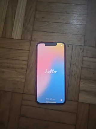 iPhone 13 mini rosso