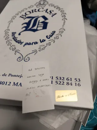 Manton de seda bordado a mano