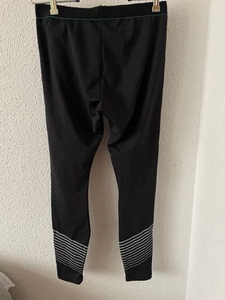 Mallas negras deportivas Kipsta + camiseta