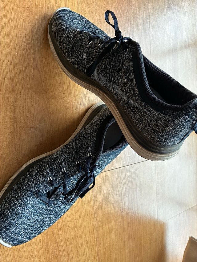 Zapatillas Nike Azules y Grises