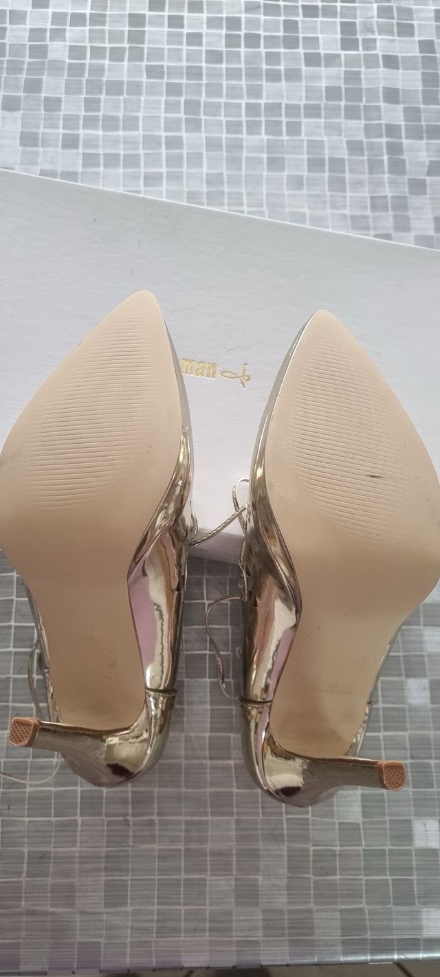 Scarpe donna oro con lacci