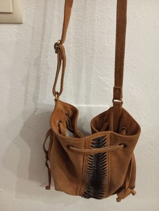 Bolso de ante marrón