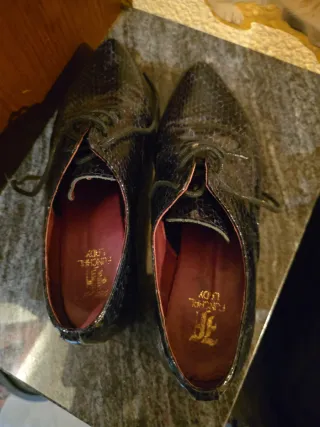 Scarpe classiche nere